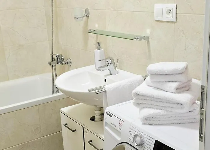 In Quiet Location Near The Center * 브라티슬라바